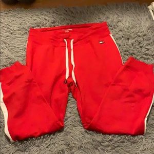 red tommy sweatpants